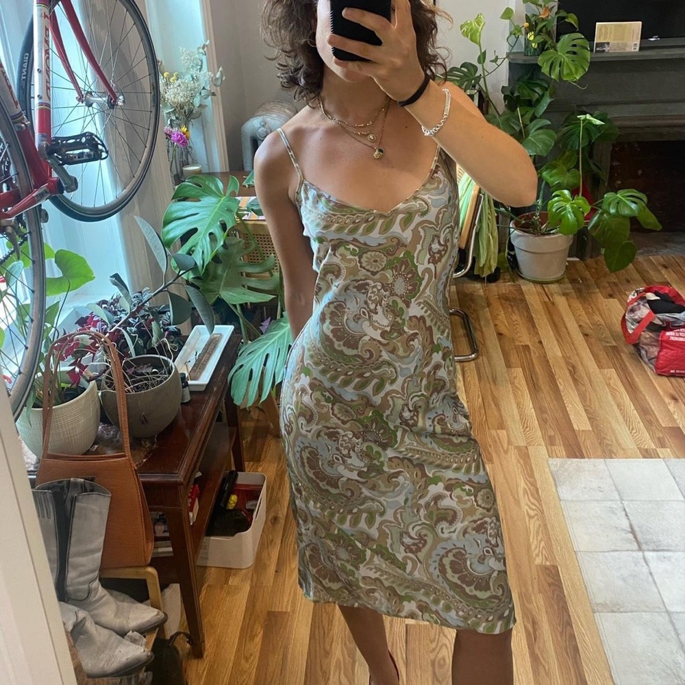 Aritzia Wilfred Only Slip Satin Midi Dress exclusive print- 2XS